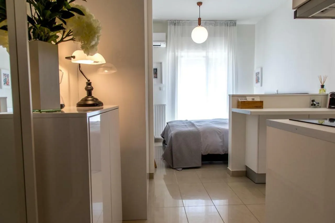 The Modern Suite Salonic 0*,  Grecia